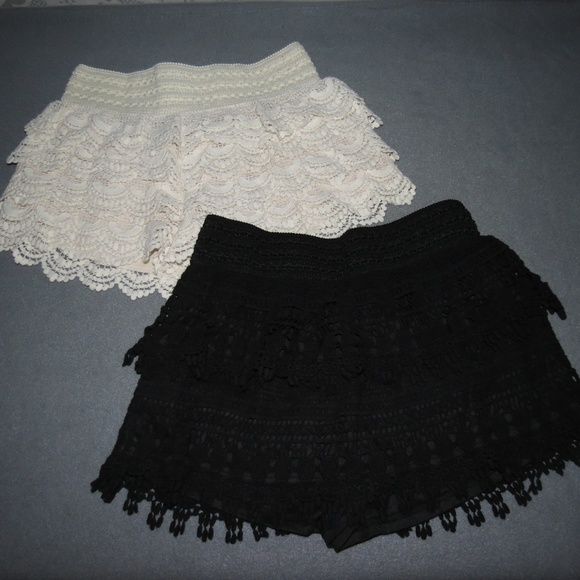 Pants - 2 Pair of Crochet Ruffle Shorts - Black & White